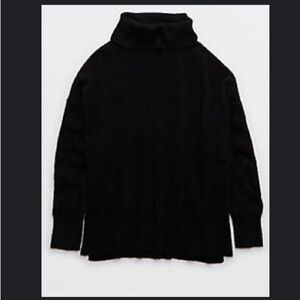 NWOT- Aerie Buttercream Turtleneck sweater